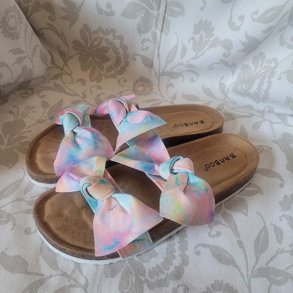 Bamboo Womens Summer Tie-Dye Bow Sandals Colorful size 8